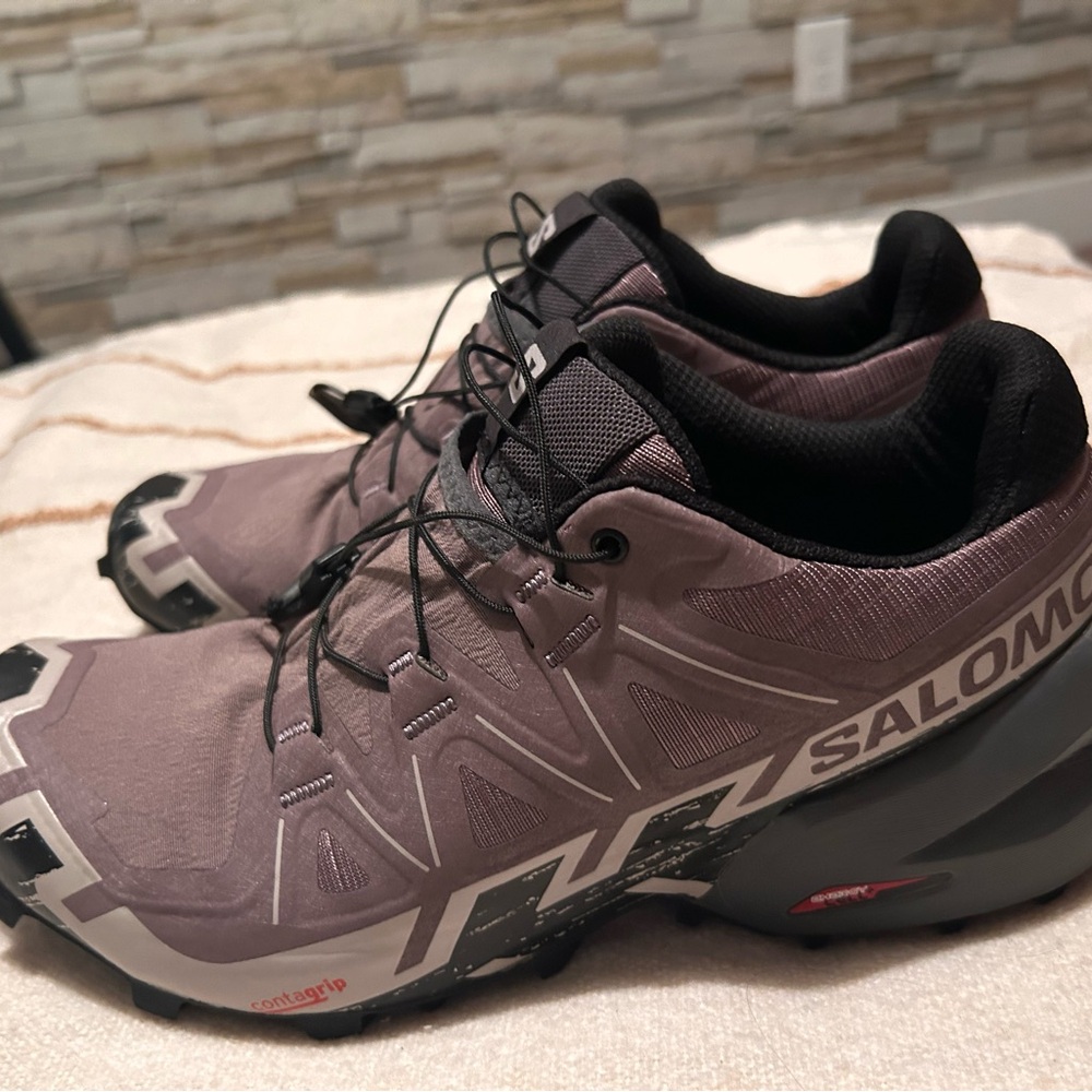 Salomon Speed Cross 6 Women's Athletic Shoes - Purple and Black Size 9